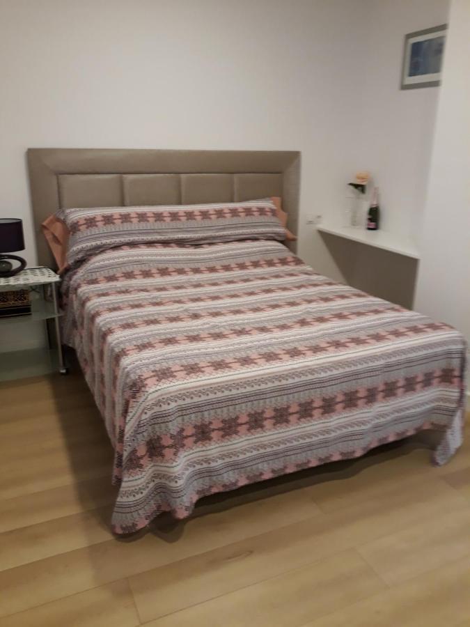 Apartment Canovas By The Bull Ring Malaga